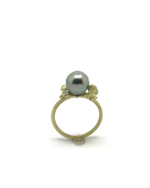 18k gold ring with tahiti pearl .03 ct diamond