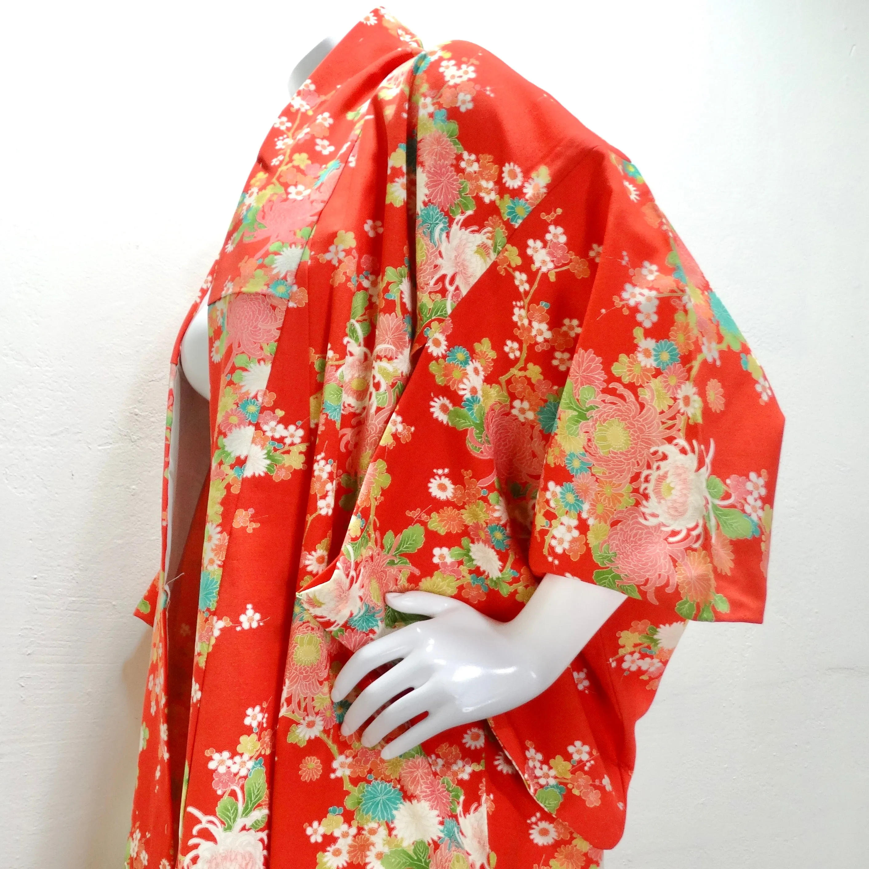 1970s Handmade Japanese Red Floral Long Kimono