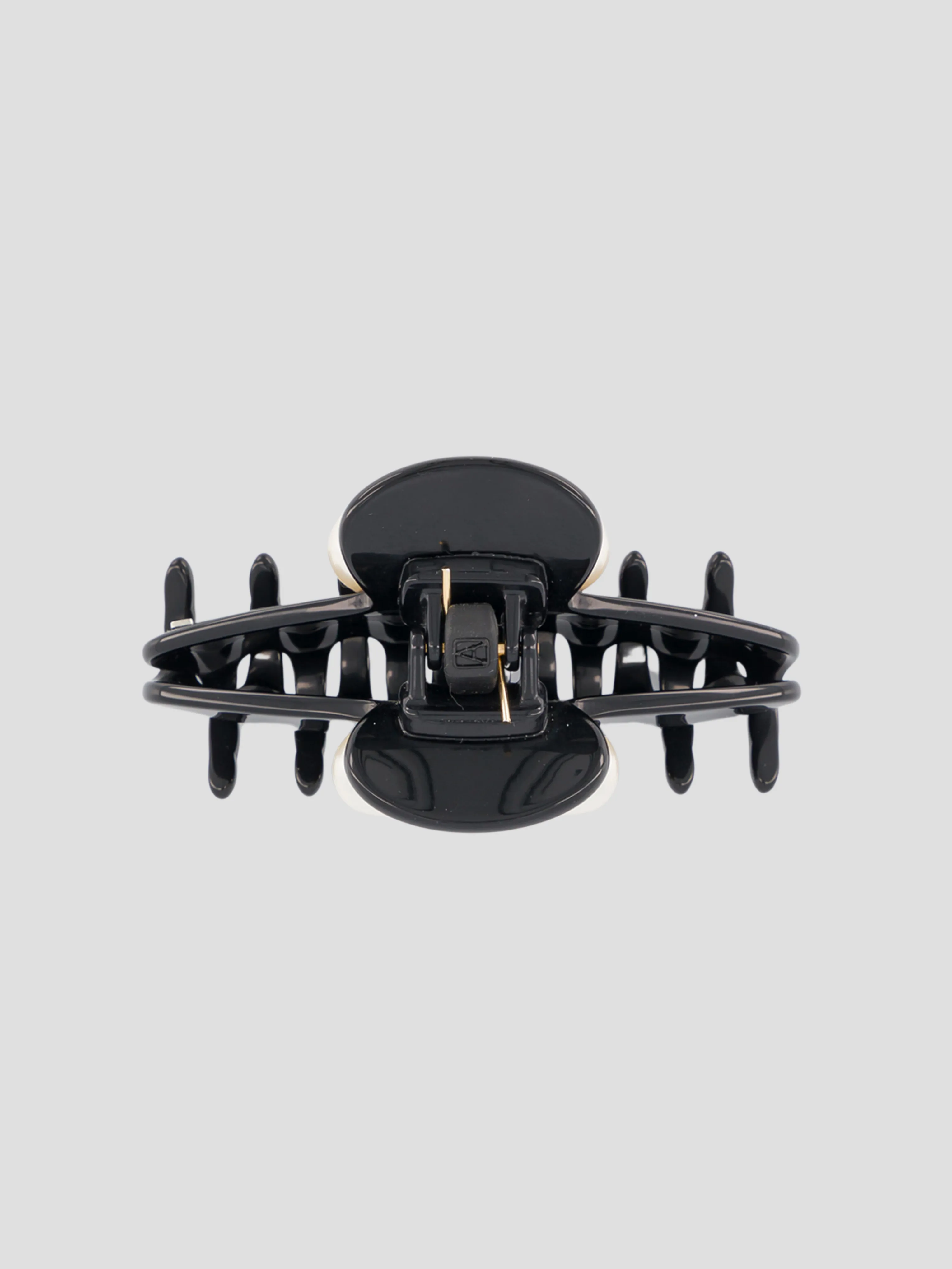 3 Pearl Hair Clip in Black