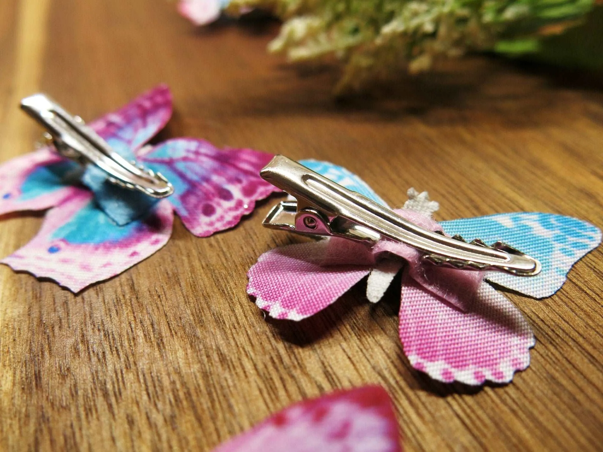 6 PC Silk Butterfly Hair Clip Set, Realistic Butterfly Fantasy Hairclips, Bridesmaid or Prom Party Butterfly Hairclip Set