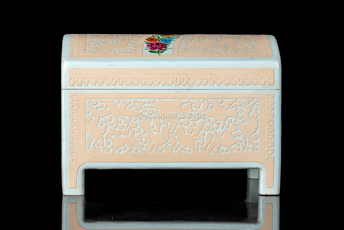 Beige over White Mexican Lacquered Wood Box