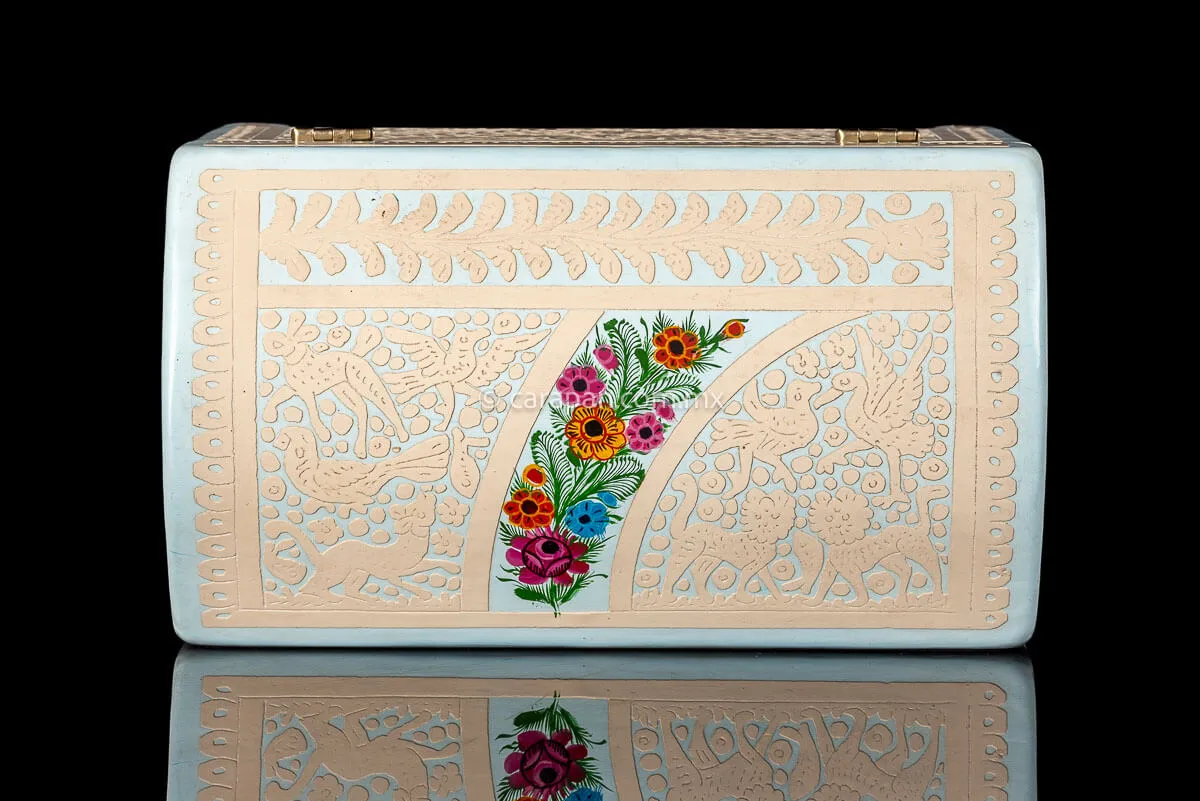 Beige over White Mexican Lacquered Wood Box
