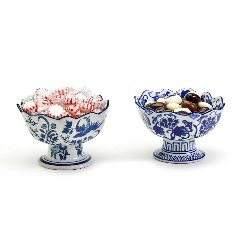 Blue/White Scalloped Edge Bowl