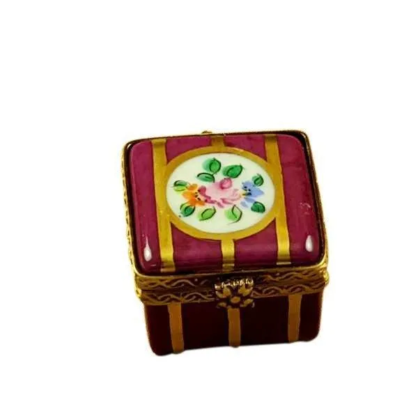 Burgundy Square with Gold Stripes and Flowers