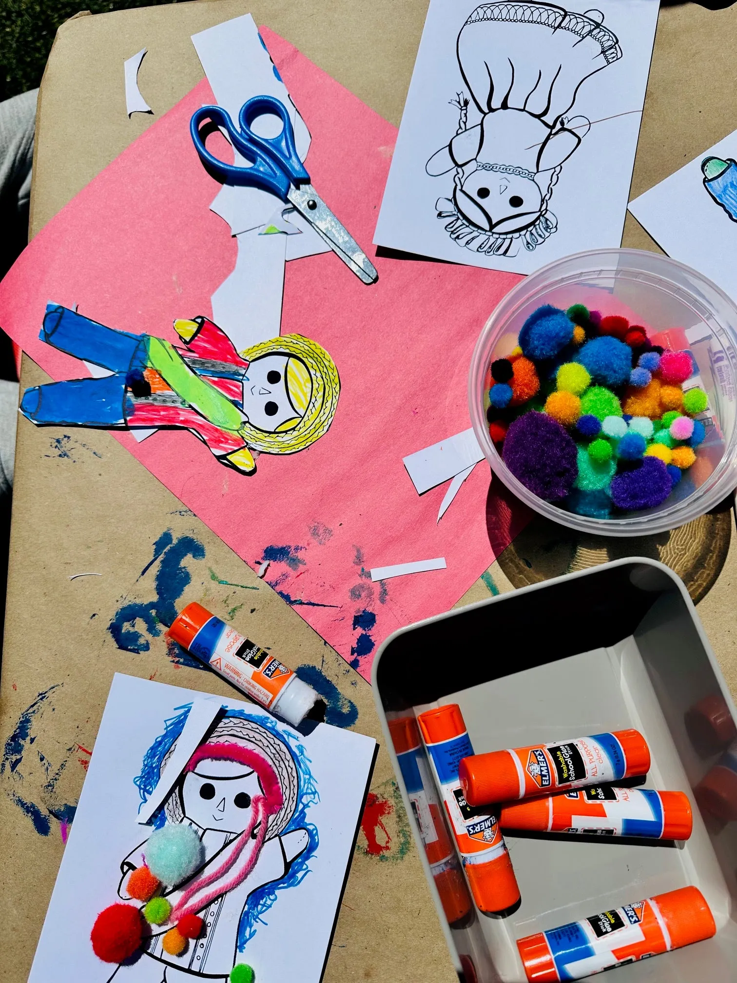 Calcomanías "stickers" de muñecas para el Día del niño/2