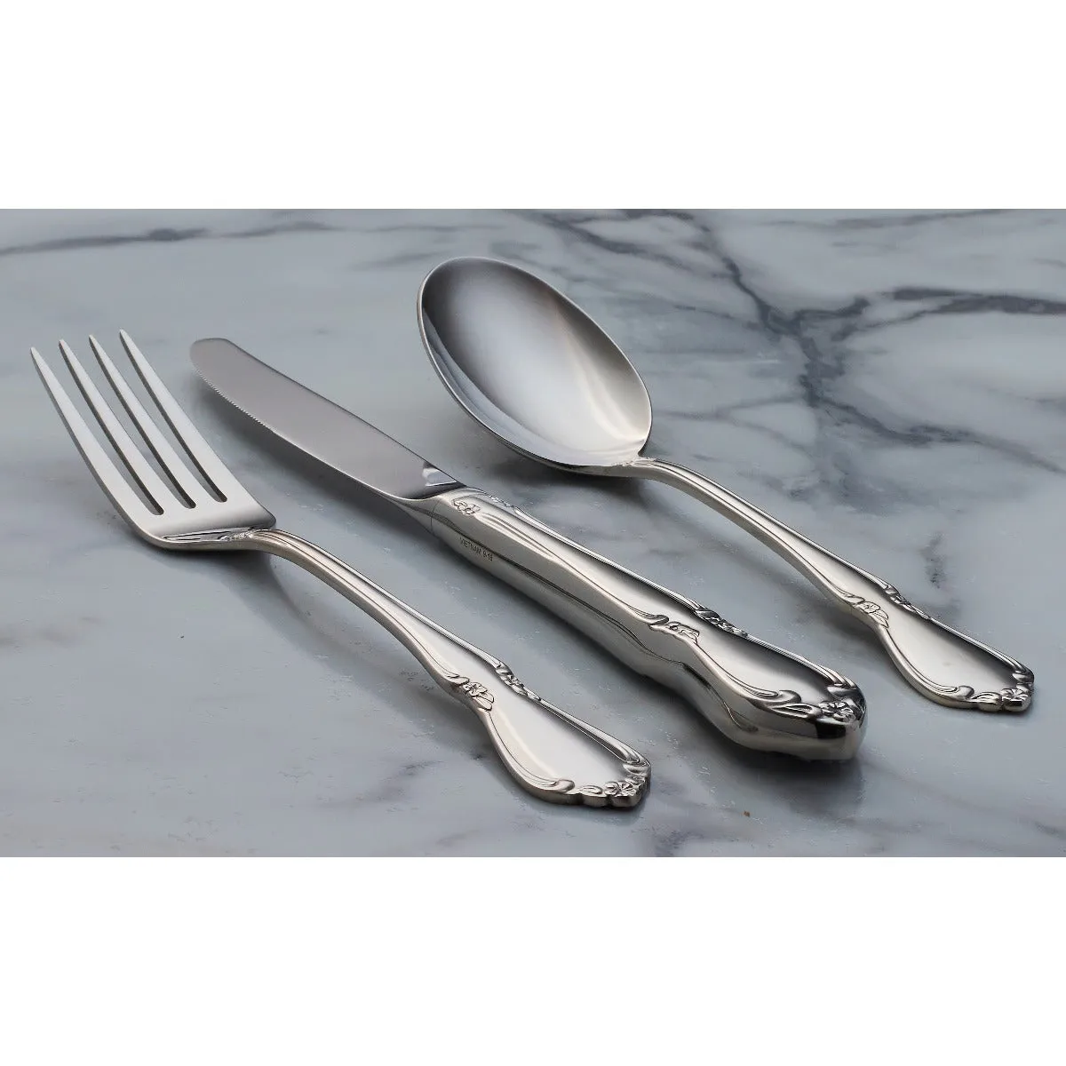 Chateau Fine Flatware Dinner Knives