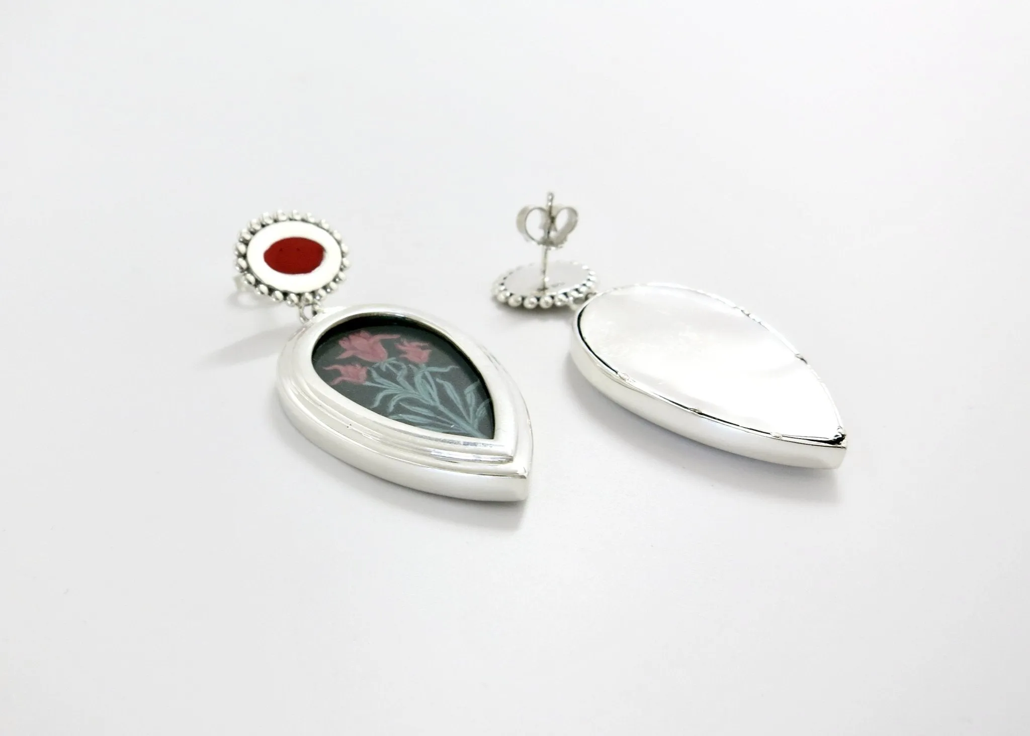 Elegant, asymmetrical, drop-shape, Mughal-inspired, lily earrings