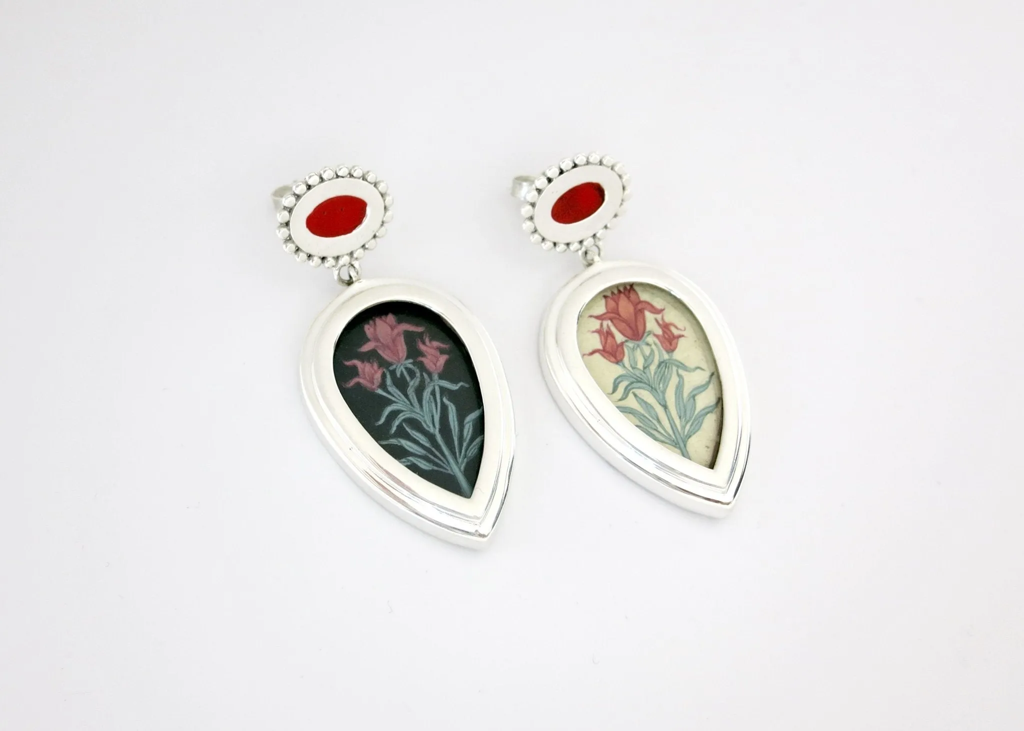 Elegant, asymmetrical, drop-shape, Mughal-inspired, lily earrings