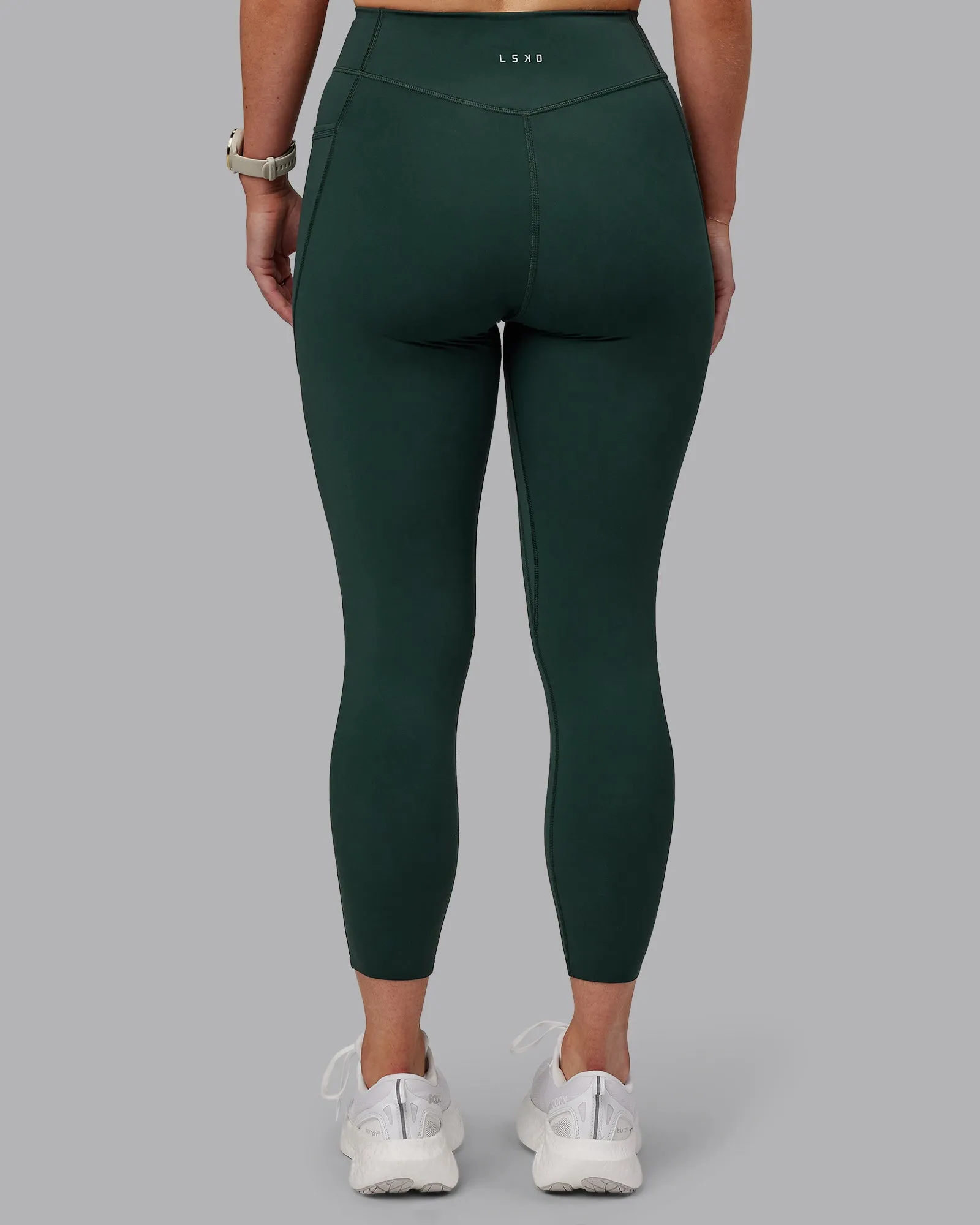 Elite 7/8 Length Leggings - Vital Green