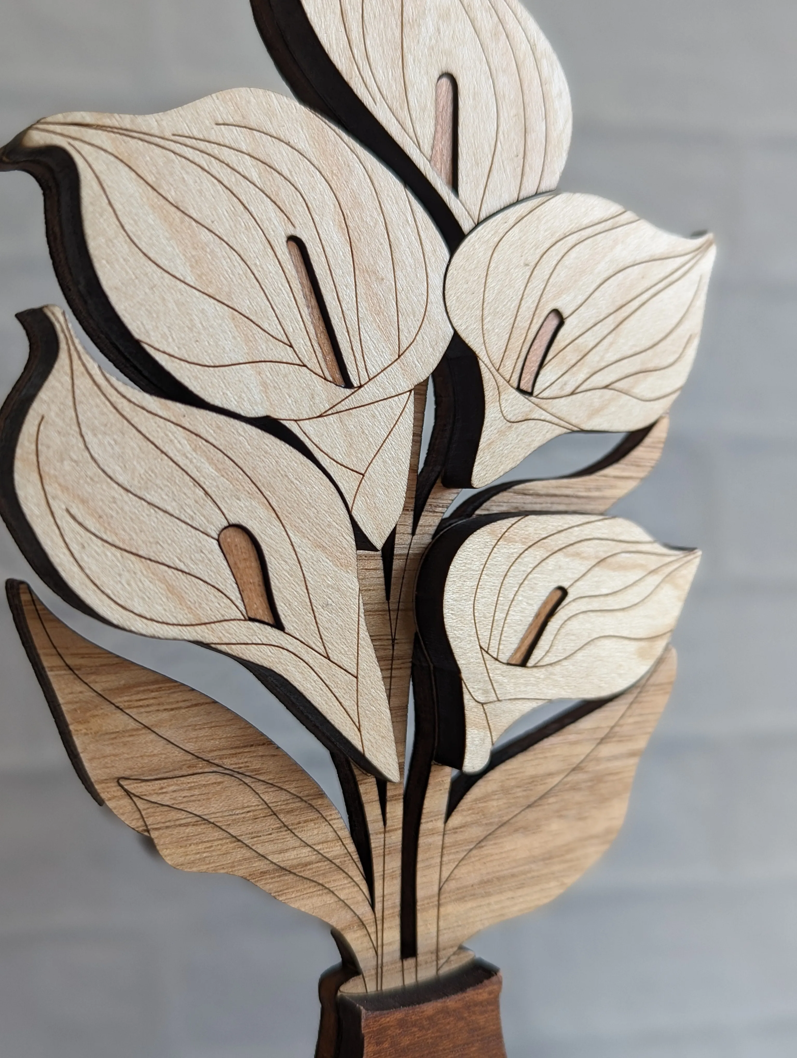 Everlasting Blooms: Handcrafted Wooden Floral Bouquets with personalization options