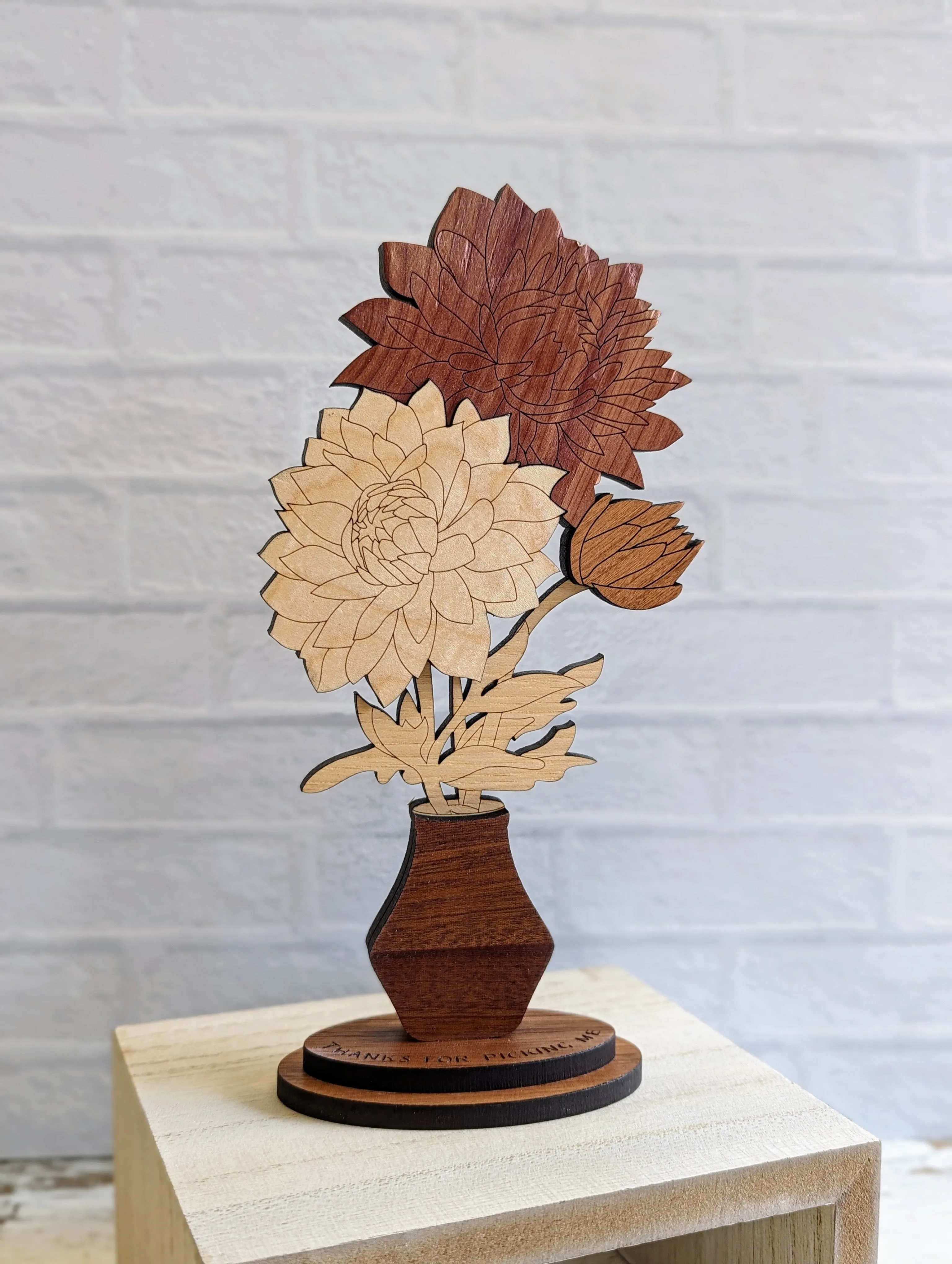 Everlasting Blooms: Handcrafted Wooden Floral Bouquets with personalization options