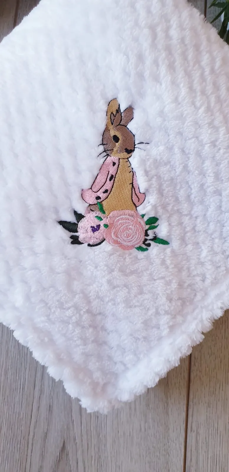 Flopsy Bunny Soft Feel Fleece Blanket - White