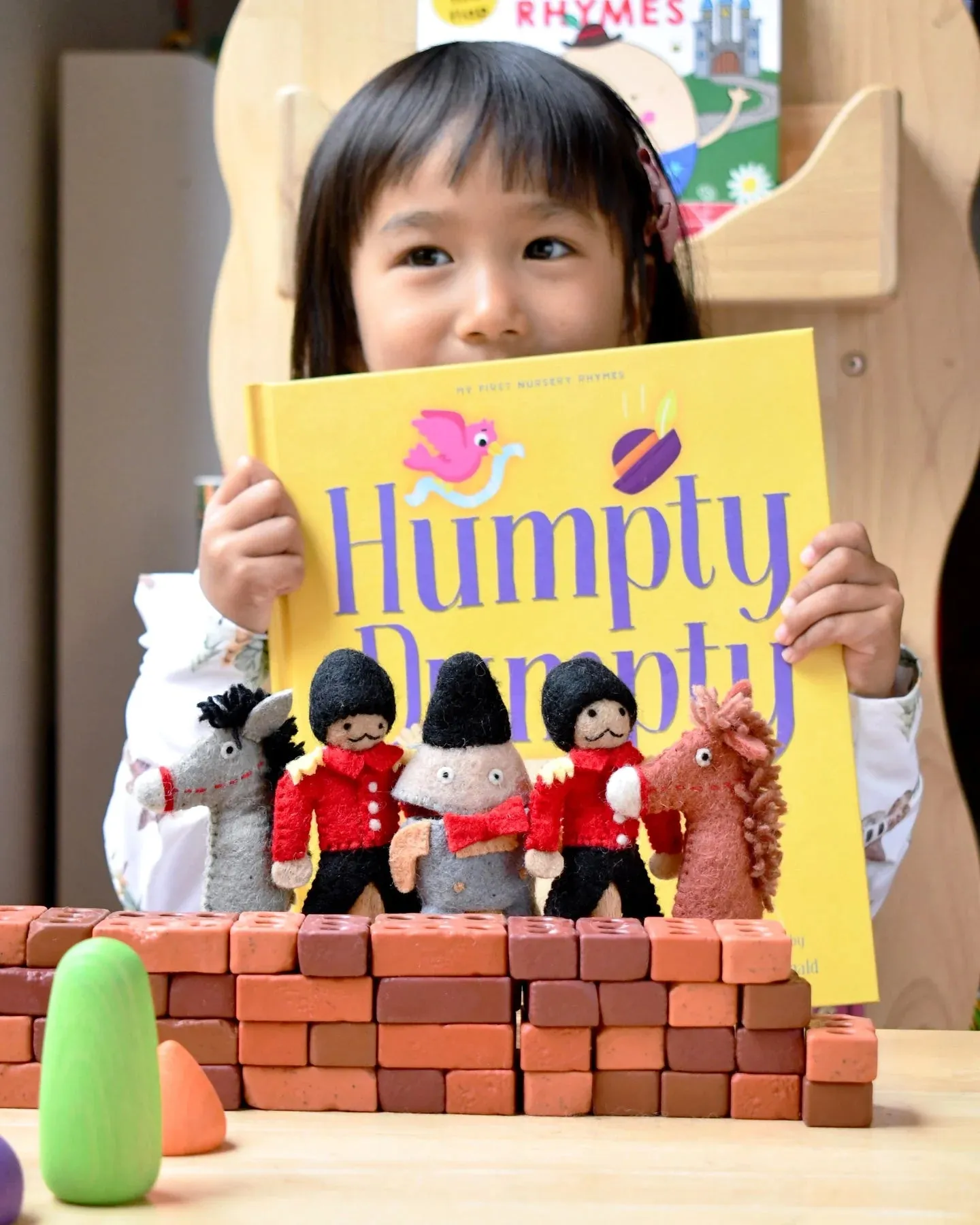 Humpty Dumpty Felt Finger Puppet Set