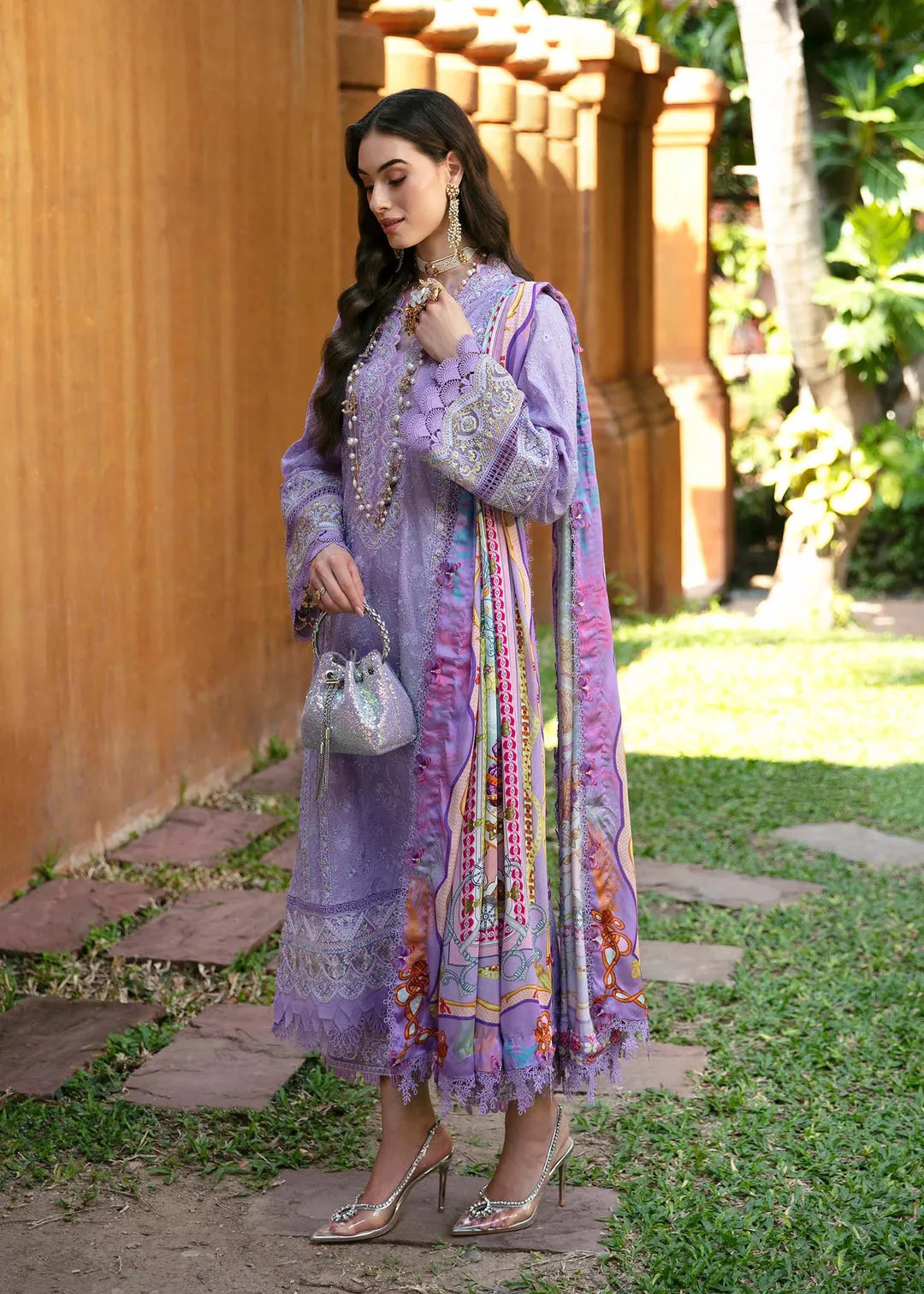 KANWAL MALIK | SAREEN | CAPRI
