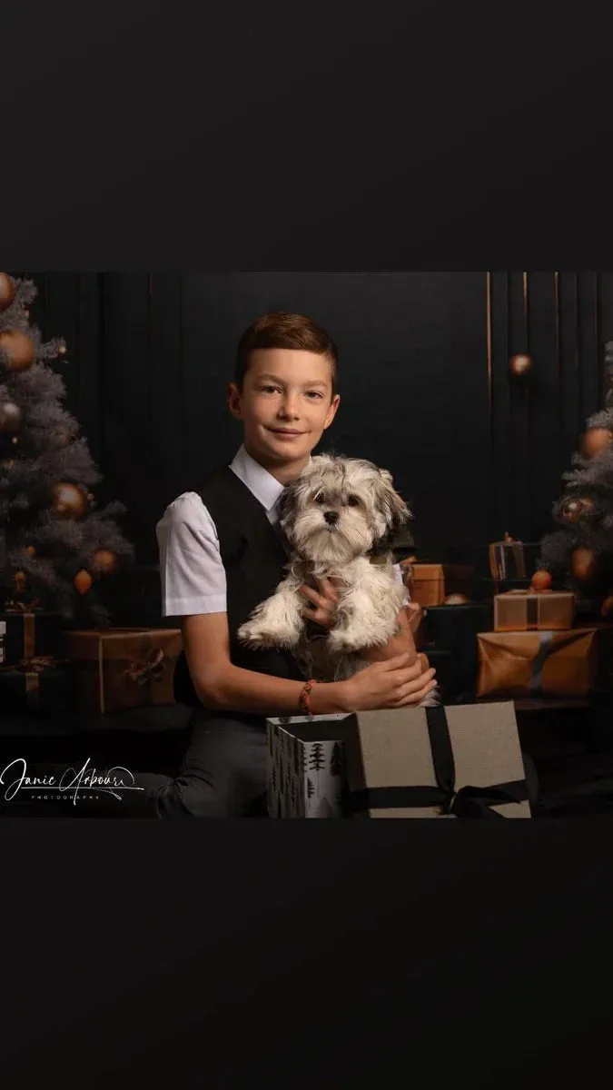 Kate Dark Christmas Tree and Wall Fleece Backdrop Designed by Lidia Redekopp