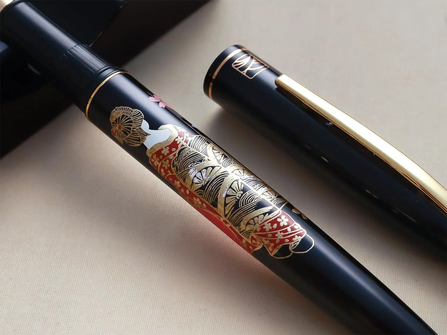 Kuretake Kindai Maki-e - Hana Maiko