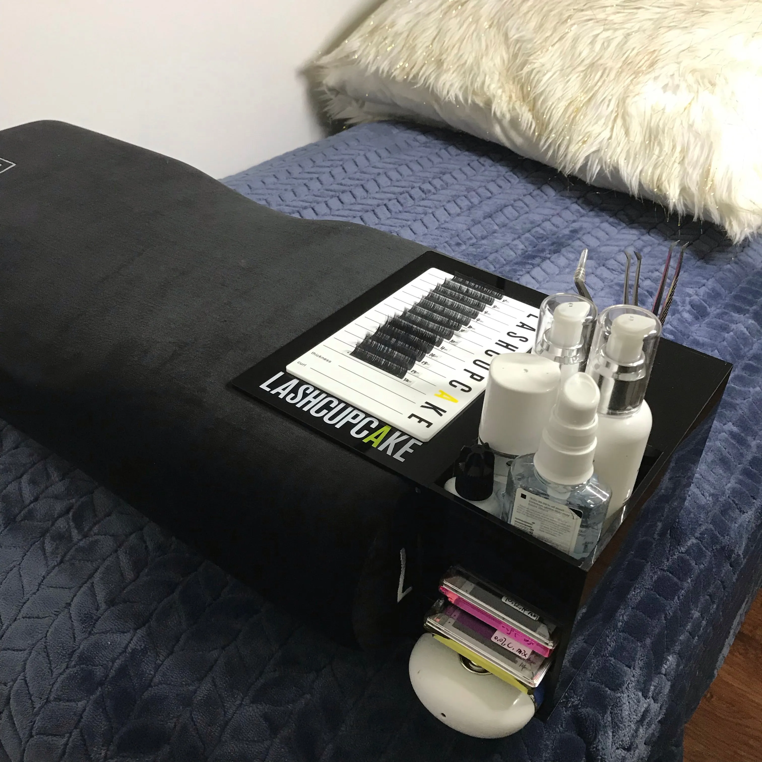 Lash Pillow   Shelf Bundle