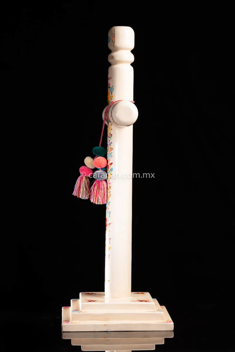 Mexican Lacquered Cross in beige with flowers.