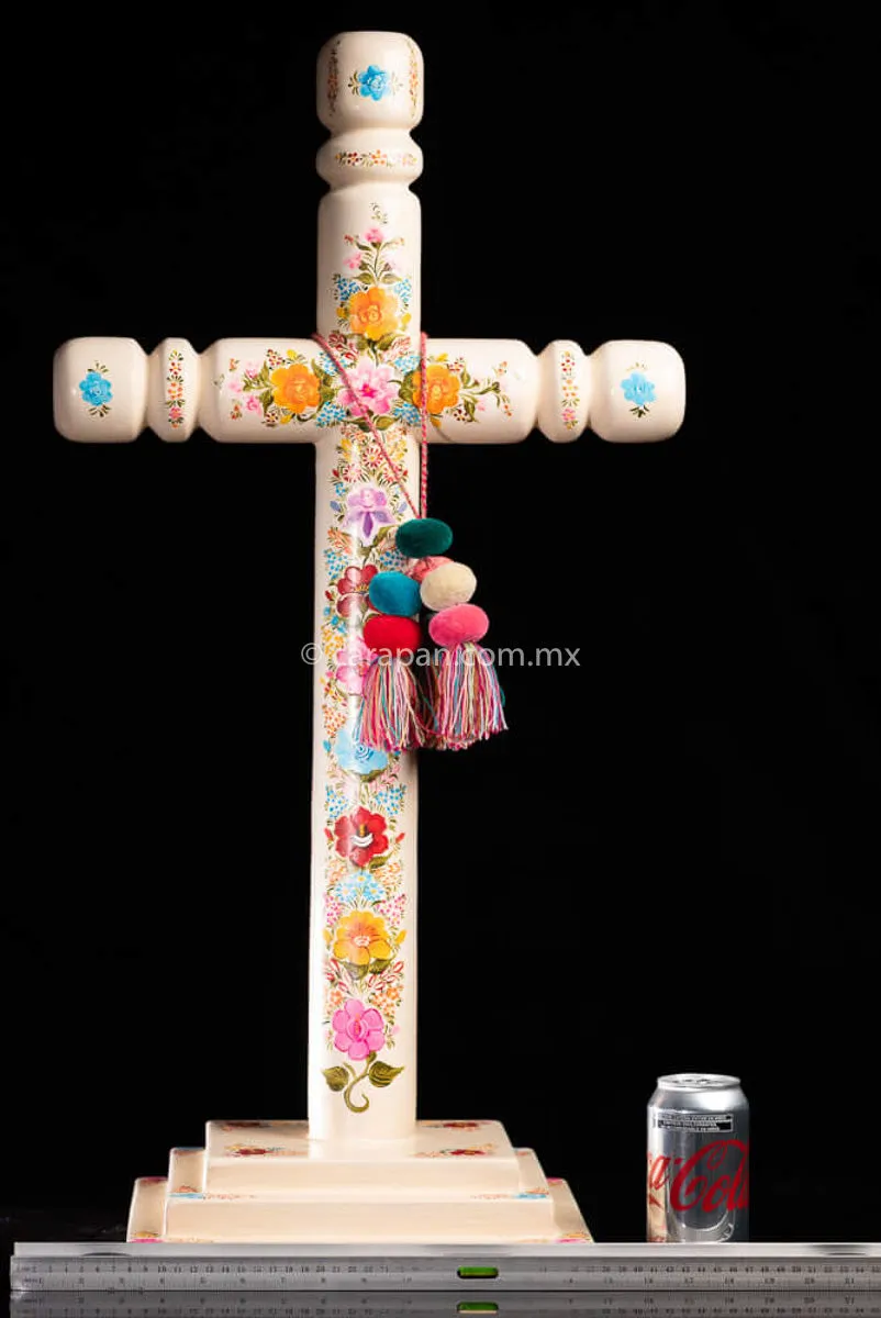 Mexican Lacquered Cross in beige with flowers.