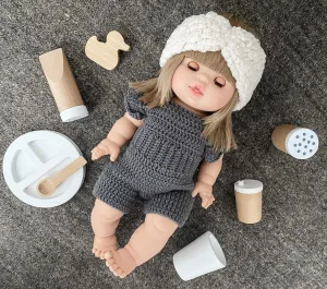 Minikane Sleepy Yzé doll