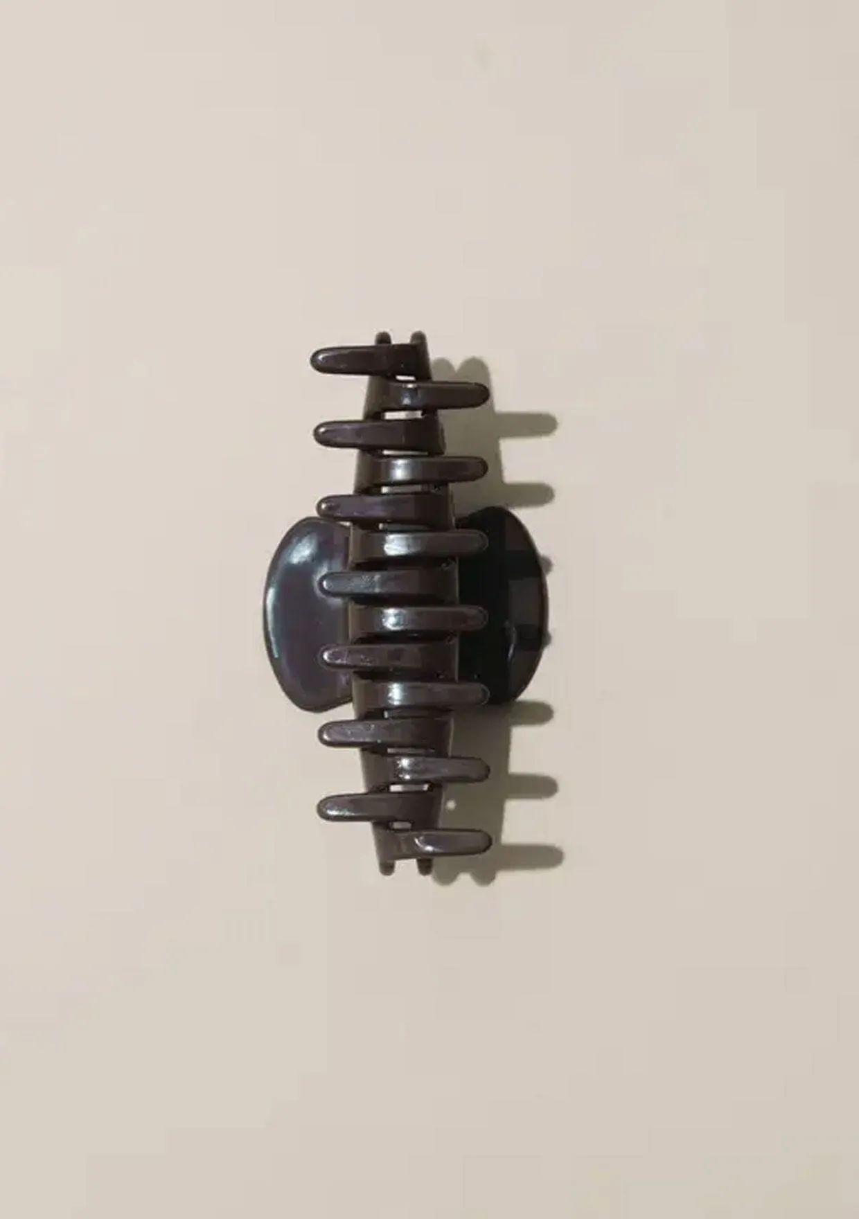 Nat   Noor - Medium Hair Claw Clip