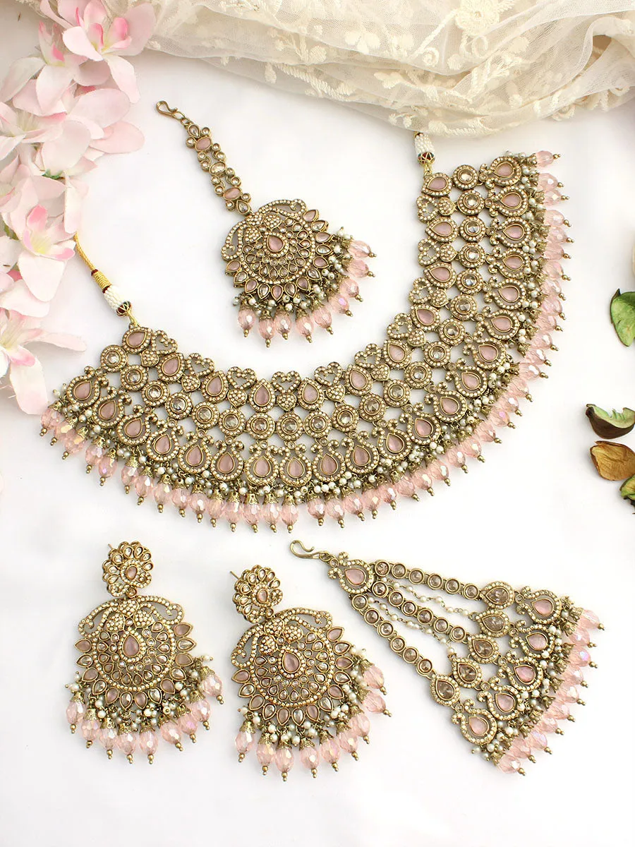 Nivika Bib Necklace Set