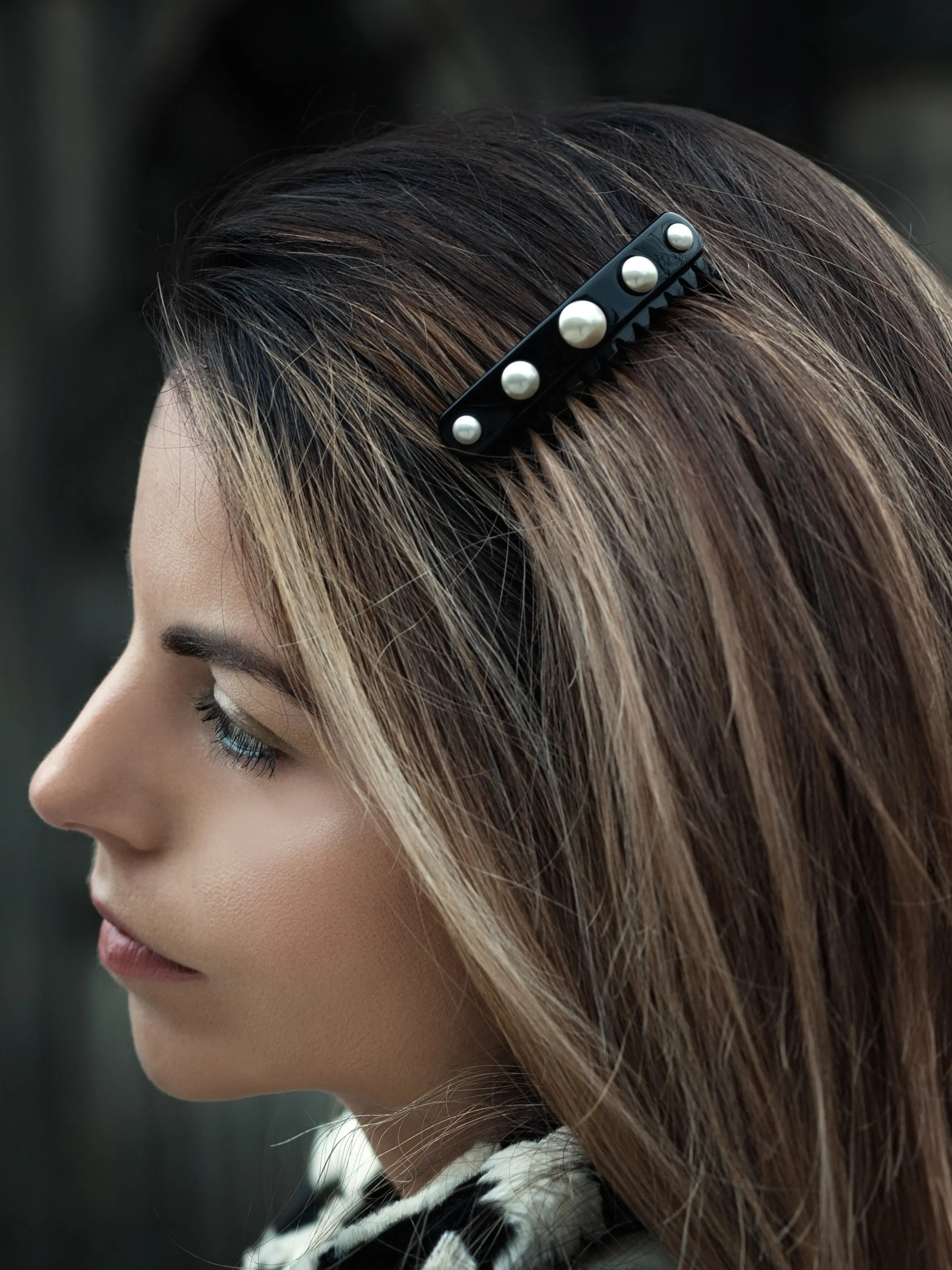 Pearl Top Ivory Side Comb