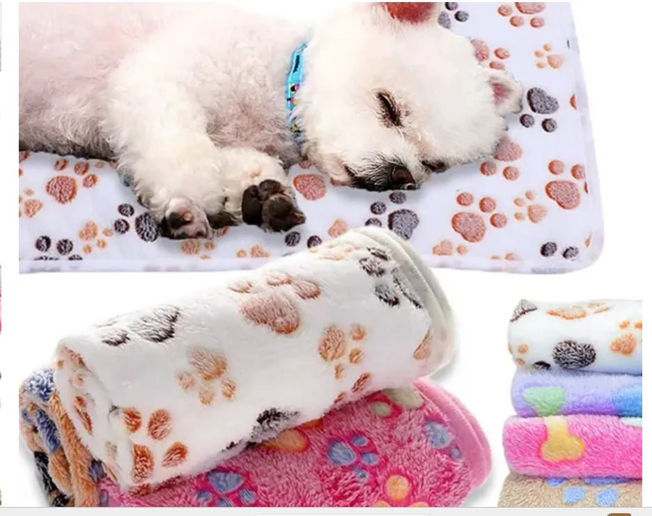 Pet Soft and Fluffy High Quality Pet Blanket Cute Cartoon Pattern Pet Mat Warm and Comfortable Blanket for Cat and Dogs