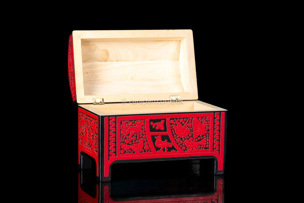 Red & Black Mexican Lacquered Wood Box