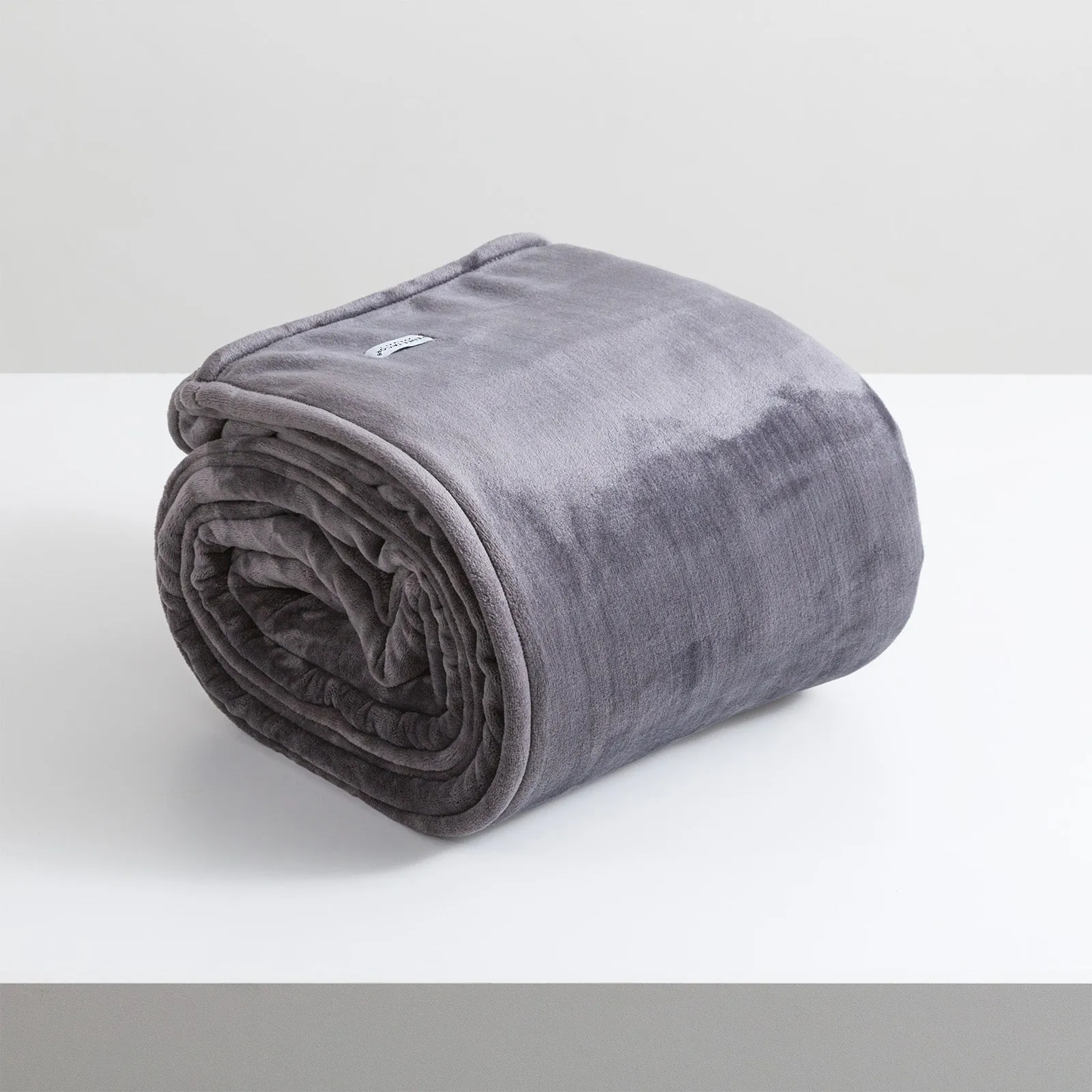 Renee Taylor Plush 380 GSM Ultra Soft Velvet Blanket - GRAPHITE