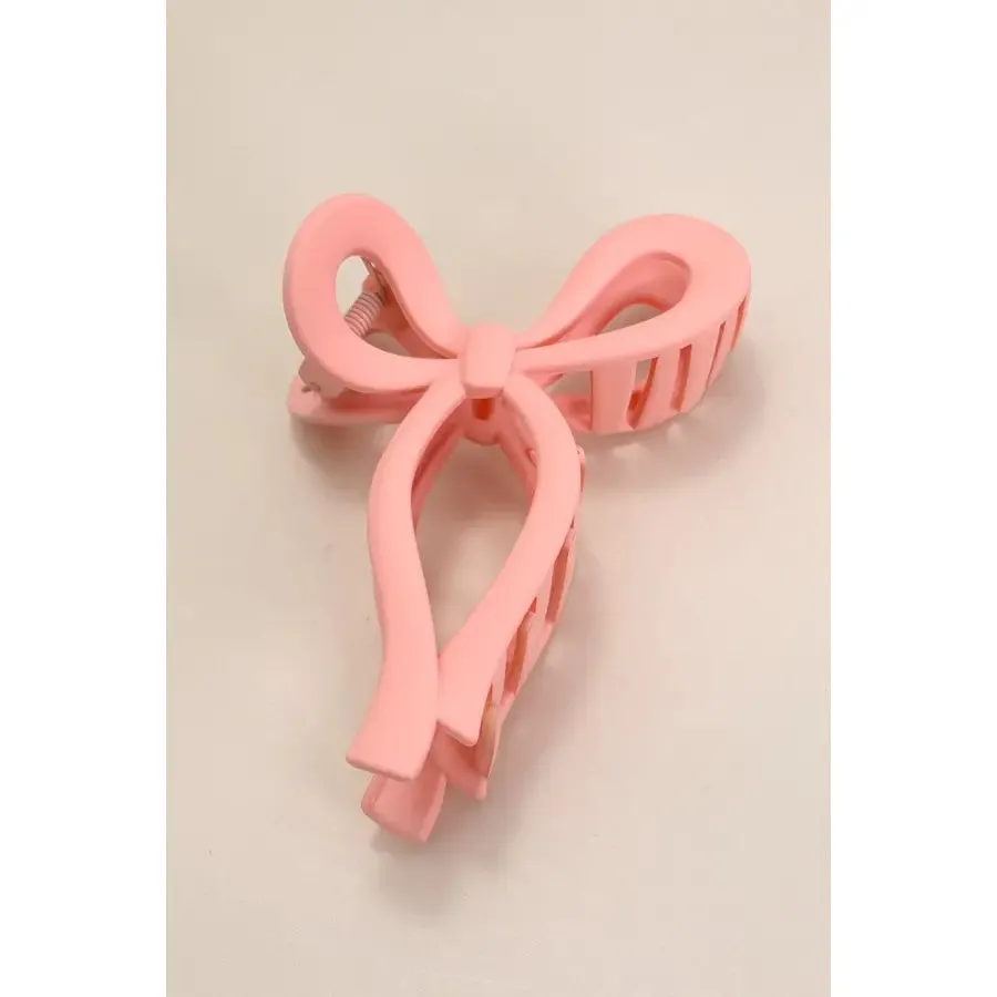 Shay Bow Claw Clip in Soft Peach