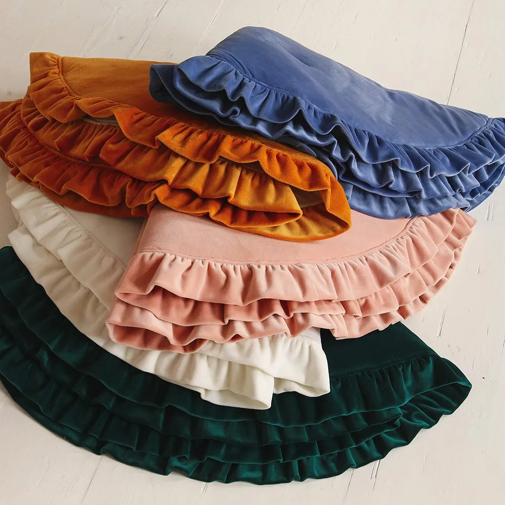 Soft Velvet Mat With Frill - White