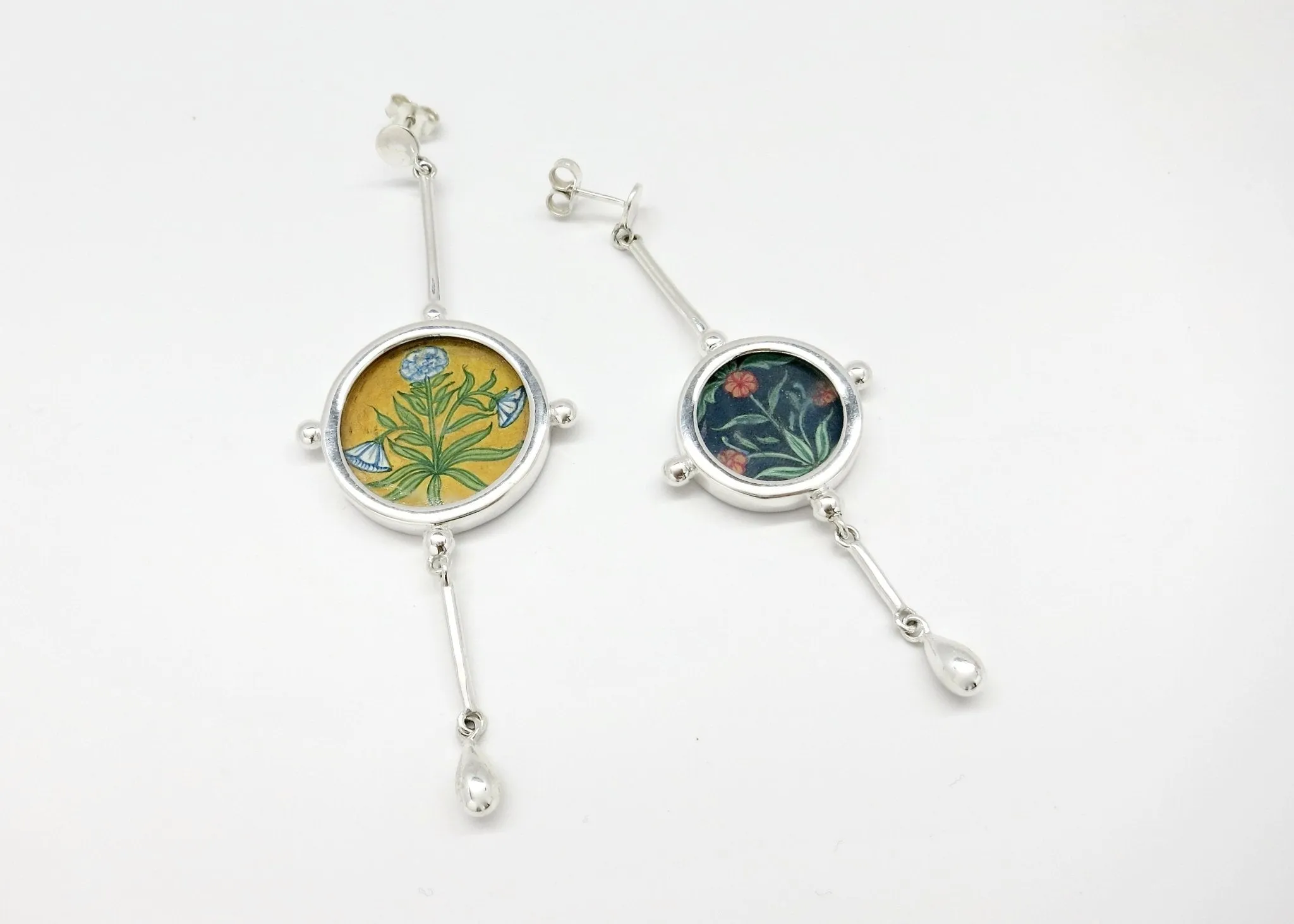 Stunning, asymmetrical, long-short, Mughal floral 'khasakhas' (poppies) earrings