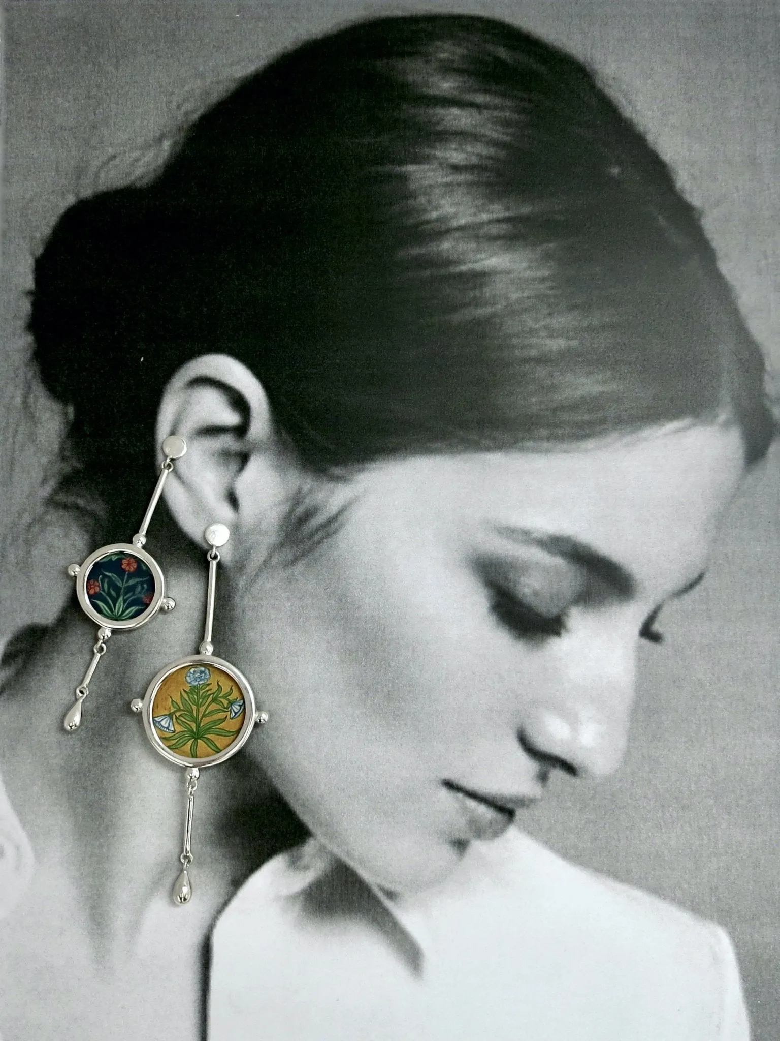 Stunning, asymmetrical, long-short, Mughal floral 'khasakhas' (poppies) earrings