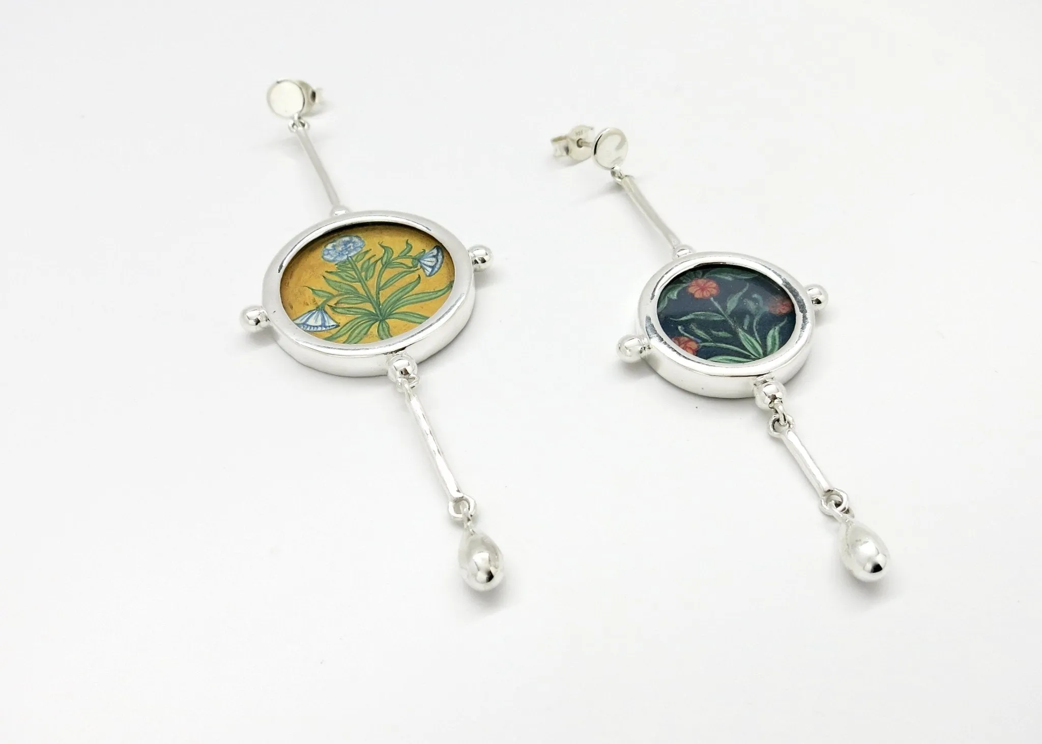 Stunning, asymmetrical, long-short, Mughal floral 'khasakhas' (poppies) earrings