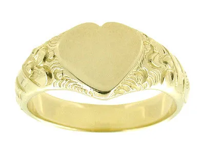 Victorian Heart Shape Scrolls and Flowers Heavy Signet Ring in 14K Yellow Gold For a Man