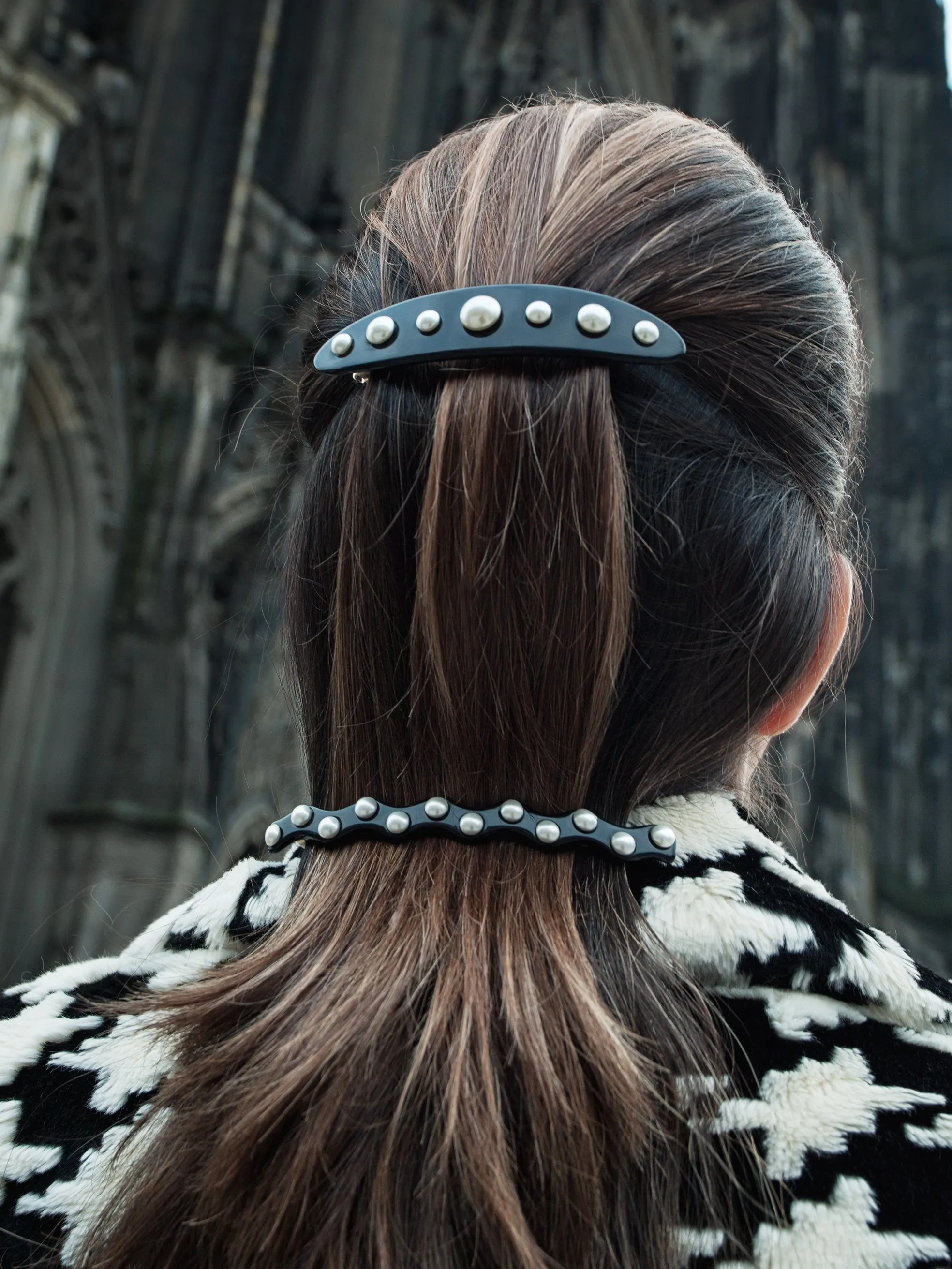Zig Zag Pearl Ivory Hair Clip